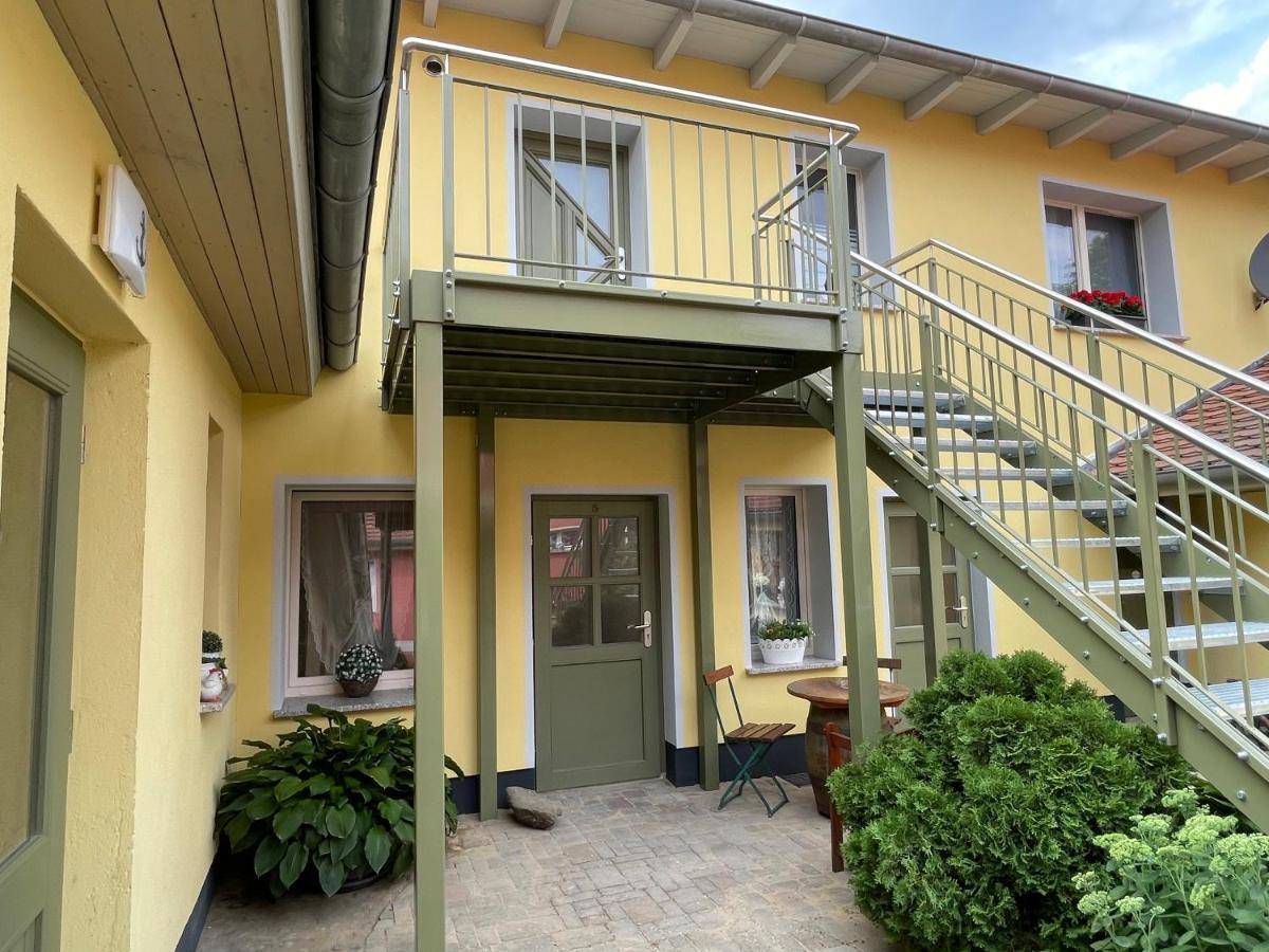 Goldener Anker, Verschiedene Gemuetliche Ferienwohnungen Rheinsberg Esterno foto